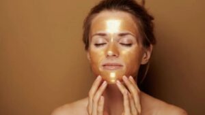 How Gold-Infused Skin Care Enriches Your Glow